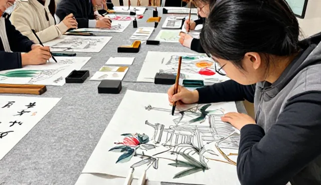 手工创作课程如何推动少儿美术教育创新发展