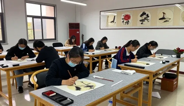 创意绘画课程选型关注点，如何解决教学瓶颈